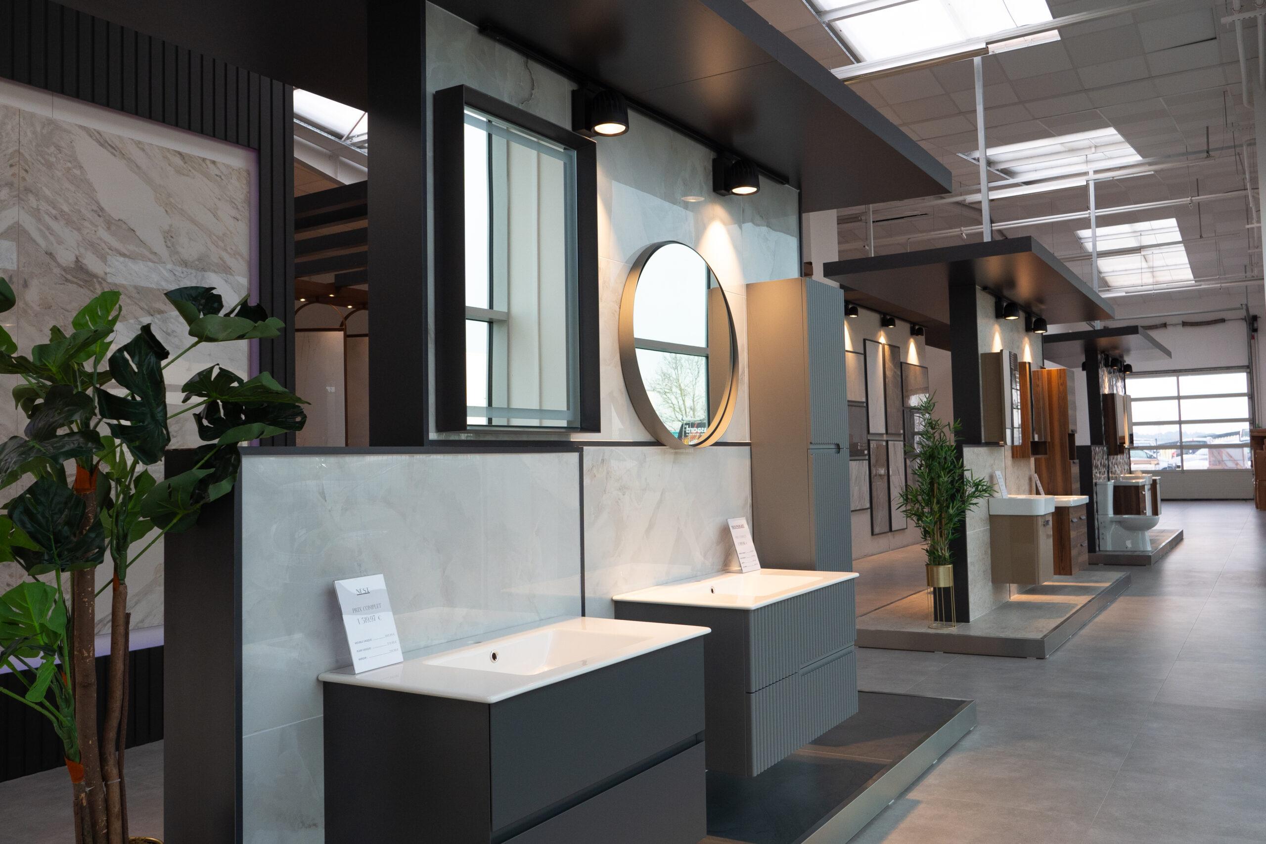 Photo Showroom exposition meubles salle de bain