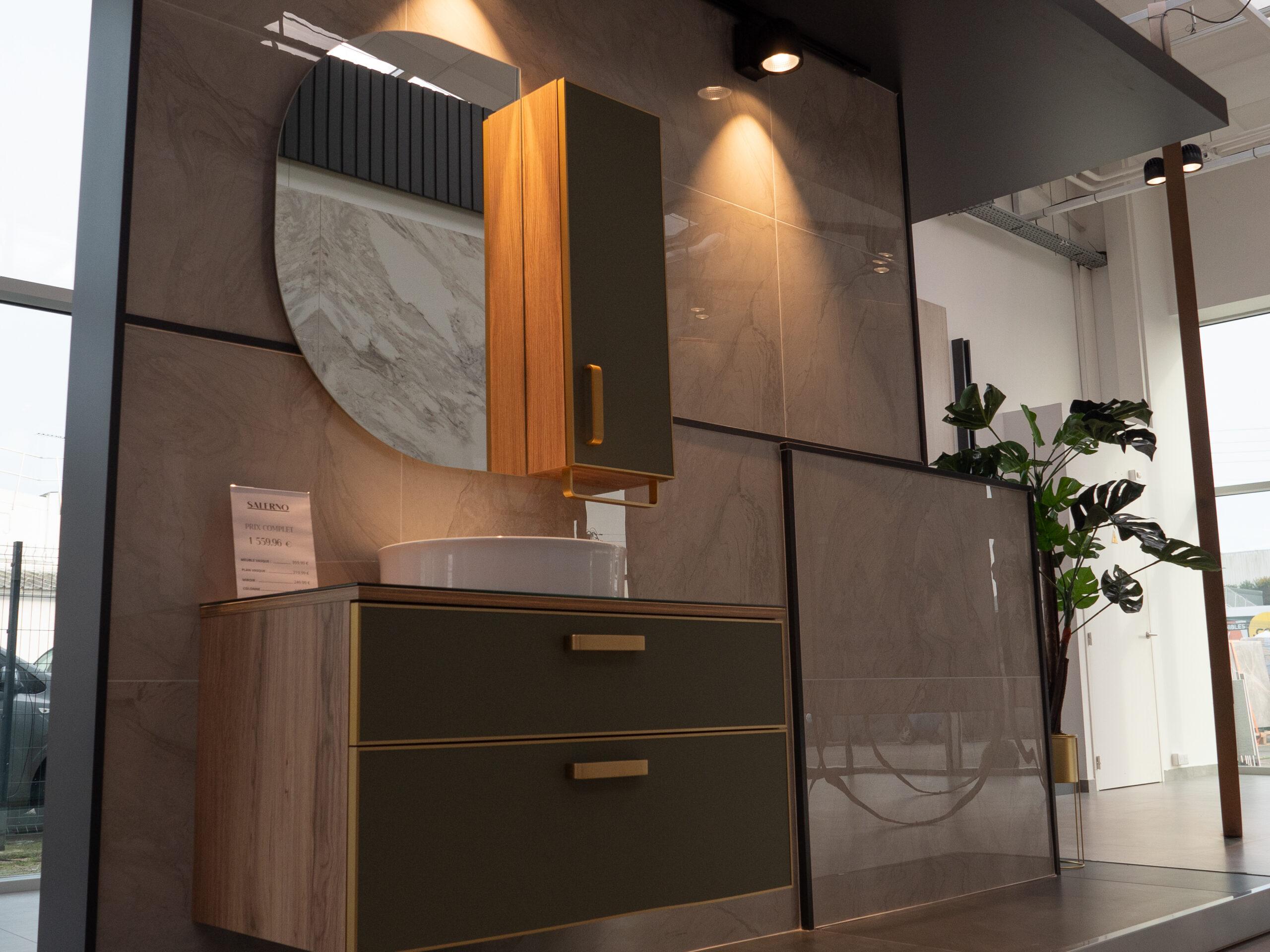 Photo Showroom exposition meubles salle de bain